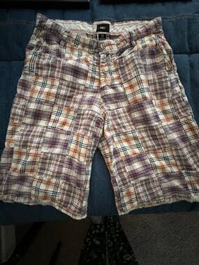 Men’s Obey shorts.